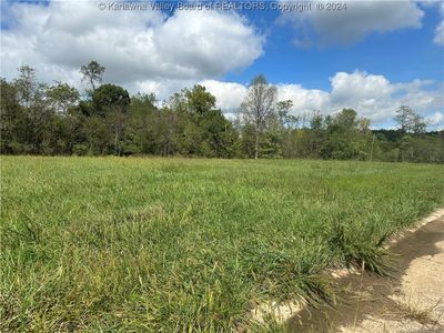 Lot 4 Waymond Road, Home with 0 bedrooms, 0 bathrooms and null parking in Point Pleasant WV | Image 3