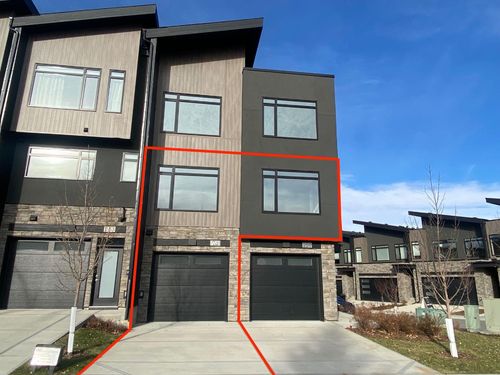 261 Royal Elm Rd Nw, Calgary, AB, T3G0G8 | Card Image