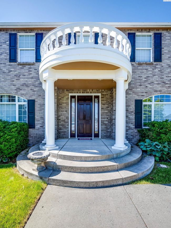 1105 Sw Meyer Dr, Home with 6 bedrooms, 4 bathrooms and null parking in Pullman WA | Image 6