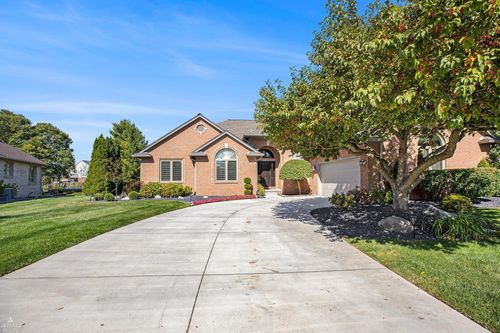 47833 Renwick Dr, Shelby Township, MI, 48315-4960 | Card Image