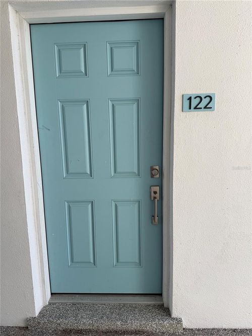 3909 W Cleveland St, TAMPA, FL, 33609-2767 | Card Image