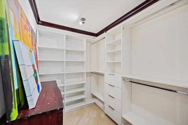 APT-402 - 4505 S Ocean Blvd, Condo with 2 bedrooms, 2 bathrooms and null parking in Highland Beach FL | Image 22