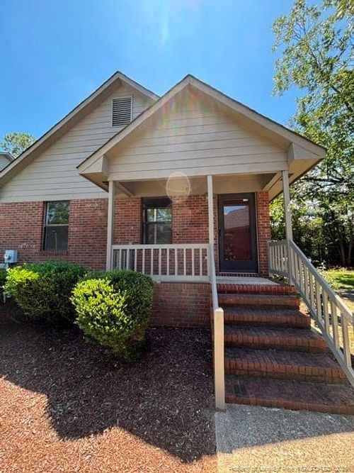 125 Villa Dr, Fayetteville, NC, 28311-1303 | Card Image