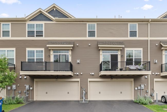 8113 Central Park Way N, Townhouse with 3 bedrooms, 4 bathrooms and null parking in Maple Grove MN | Image 40