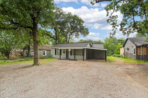 1016 W Hanna St, Denison, TX, 75020-6022 | Card Image