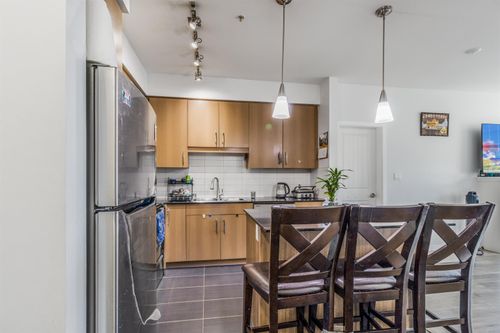306-22290 North Ave Avenue, Maple Ridge, BC, V2X8Z8 | Card Image