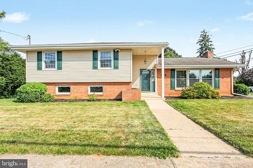616 16th St, New Cumberland, PA, 17070-1554 | Card Image