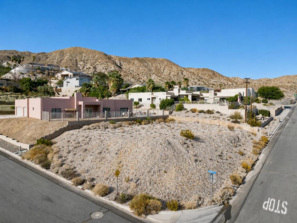 Land in Desert Hot Springs