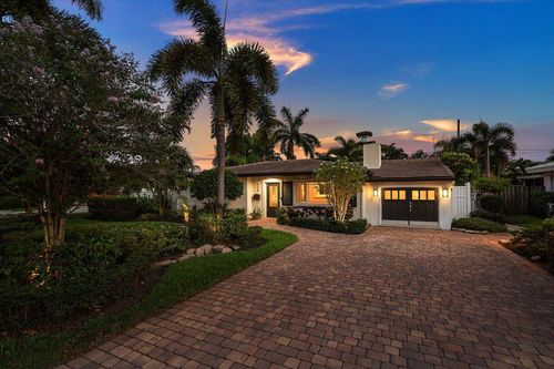 124 Bonnie Briar Ln, Delray Beach, FL, 33444-4150 | Card Image
