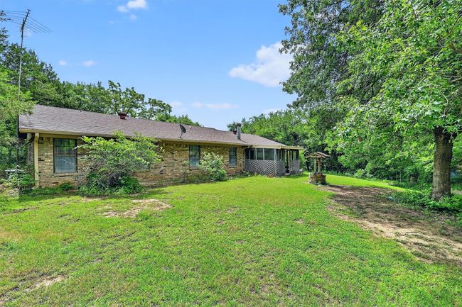 637 Snap Rd, House other with 2 bedrooms, 2 bathrooms and null parking in Sherman TX | Image 25