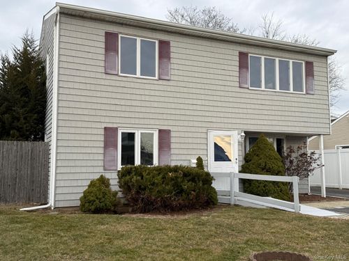 4218 Florence Rd, Bethpage, NY, 11714-6208 | Card Image