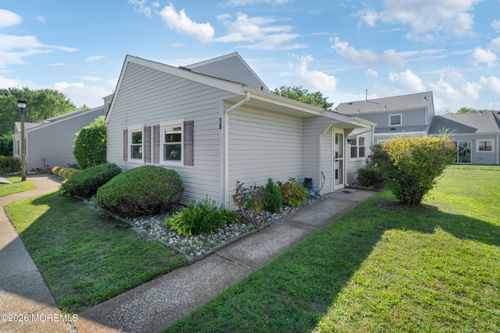 18 Mediterranean Ct, Barnegat, NJ, 08005-2519 | Card Image