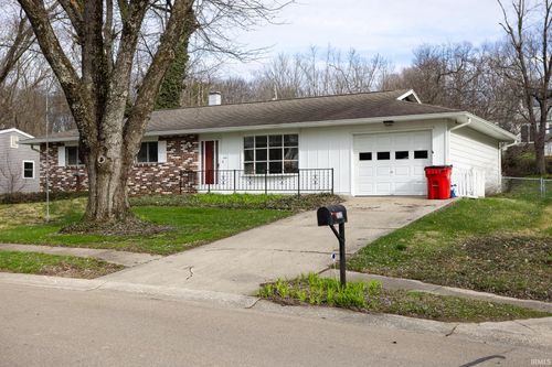 3512 W Fairington Dr, Bloomington, IN, 47403-3818 | Card Image