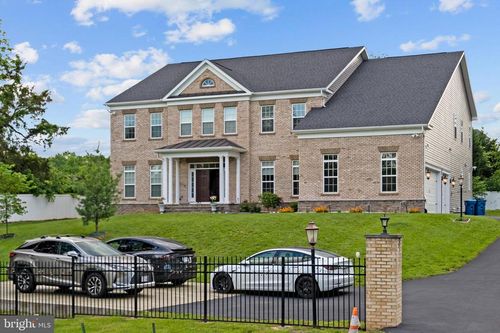 7018 Centreville Rd, CENTREVILLE, VA, 20121-2719 | Card Image