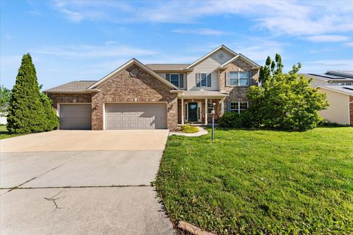 506 Riverbend Blvd, Mahomet, IL, 61853-3696 | Card Image