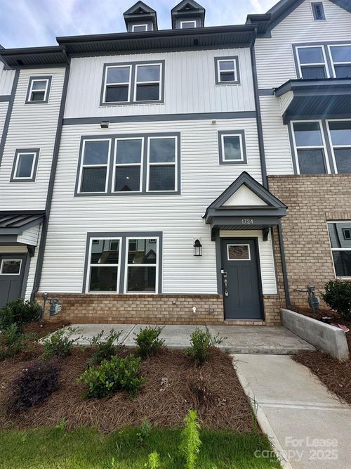 1724 Blanche St, Charlotte, NC, 28262-3879 | Card Image