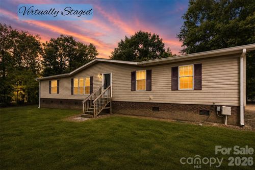 124 Lee St, Richfield, NC, 28137-7630 | Card Image