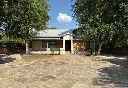 8138 Old Pearsall Rd, San Antonio, TX, 78252-2636 | Card Image