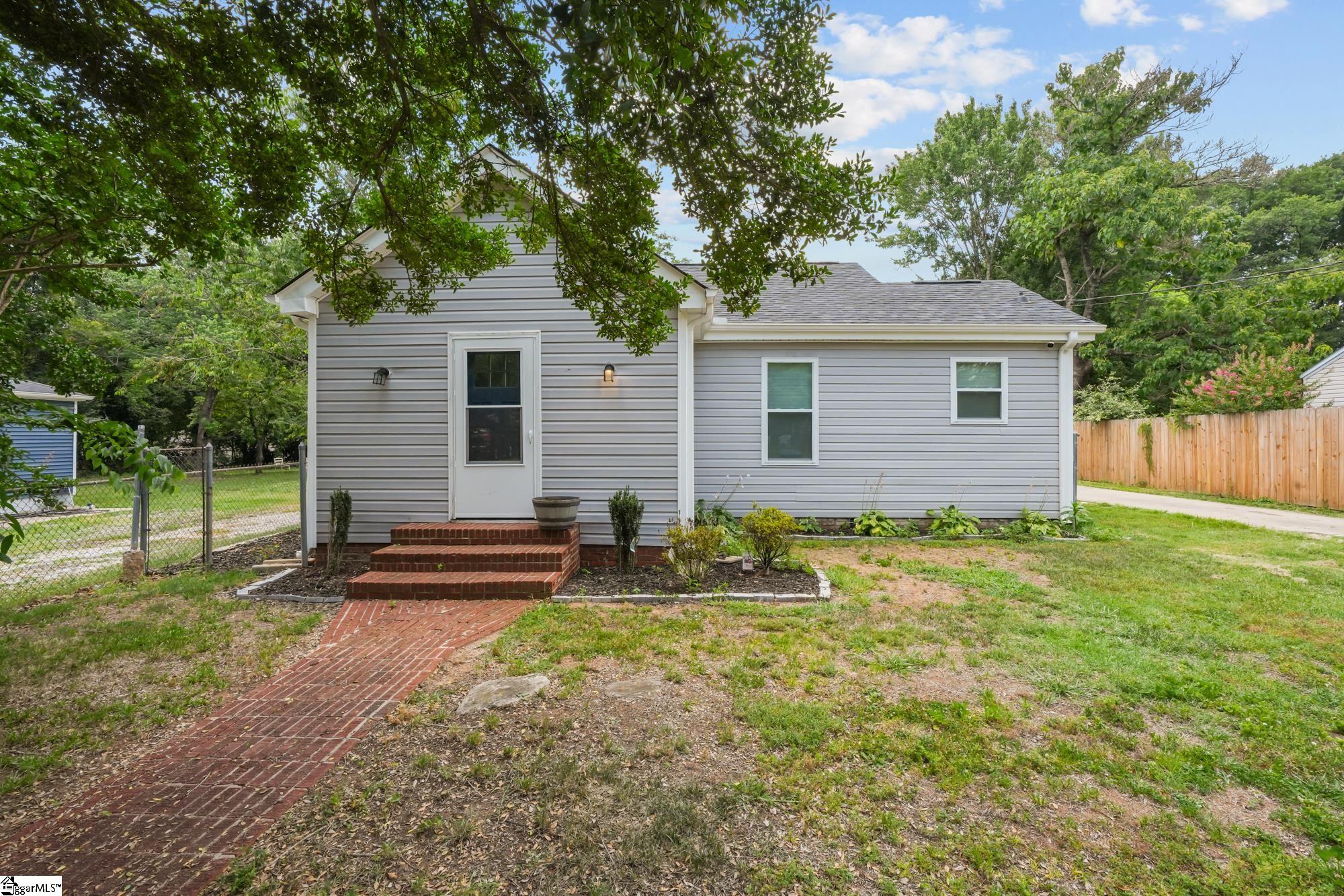 Residential in Greer