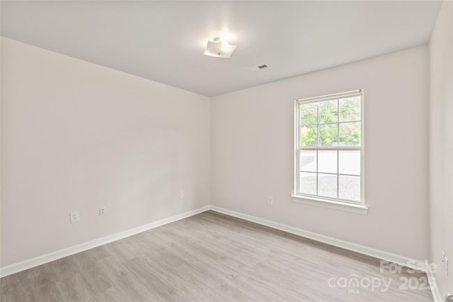 425 Austin Dr, House other with 3 bedrooms, 2 bathrooms and null parking in Charlotte NC | Image 18