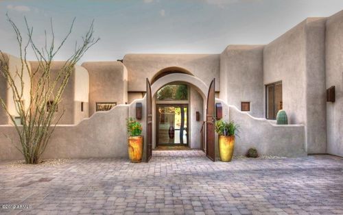 3000 Ironwood Rd, Carefree, AZ, 85377-4028 | Card Image