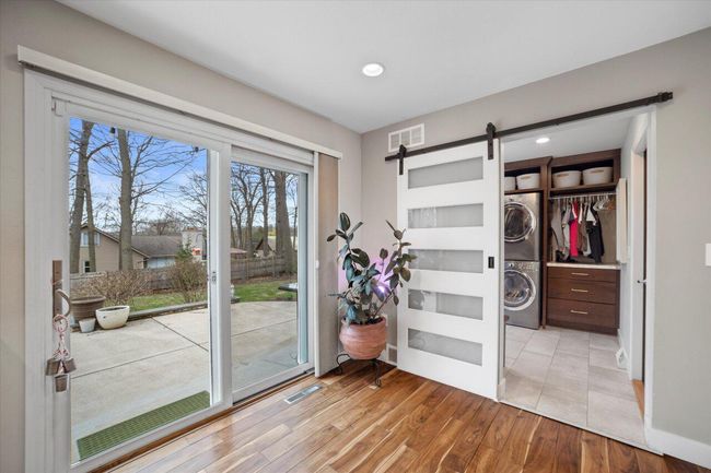 2521 W Wending Drive, House other with 4 bedrooms, 2 bathrooms and null parking in Glendale WI | Image 15