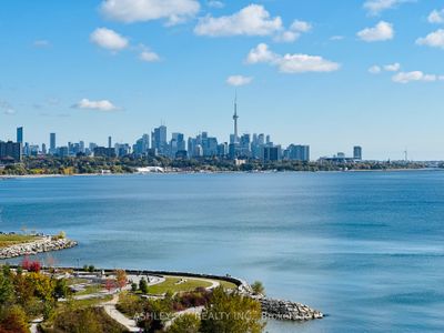 PH15 - 2095 Lake Shore Blvd W, Condo with 3 bedrooms, 5 bathrooms and 5 parking in Etobicoke ON | Image 1