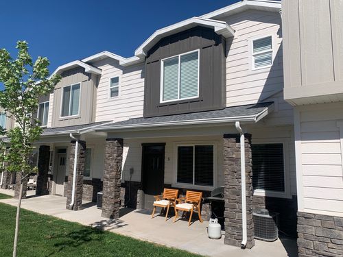 150 W Seasons Ln, Garden City, UT, 84028-7917 | Card Image