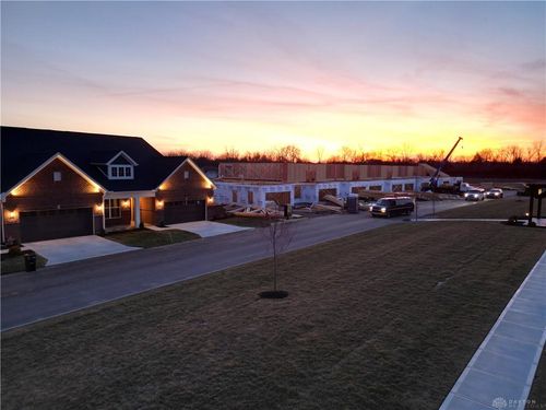 2024 Cedar Lake Dr, Huber Heights, OH, 45424-1588 | Card Image