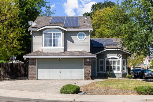 2 King Place, Woodland, CA, 95695 | Card Image