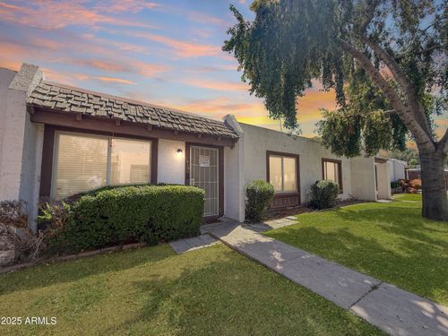 4610 W Desert Crest Dr, Glendale, AZ, 85301-4106 | Card Image