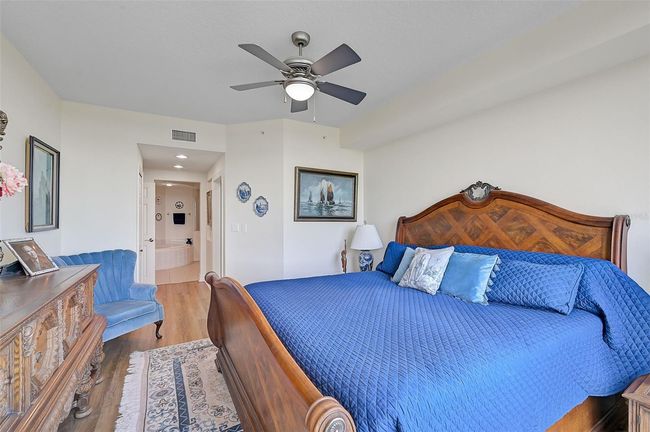 APT-502 - 409 N Point Rd, Condo with 3 bedrooms, 3 bathrooms and null parking in OSPREY FL | Image 19