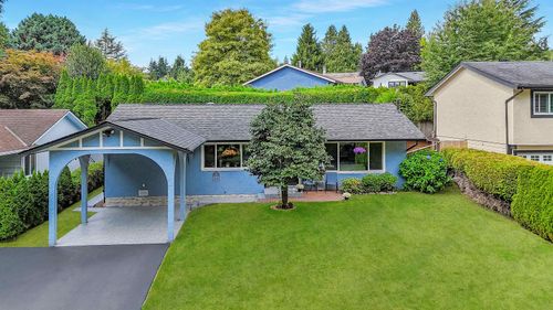 1674 Connaught Dr, Port Coquitlam, BC, V3C4G8 | Card Image