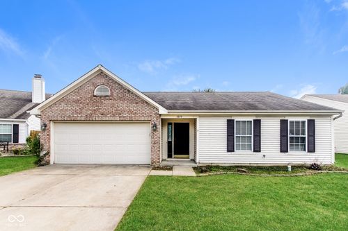 1079 Spring Meadow Ct, Franklin, IN, 46131-7235 | Card Image