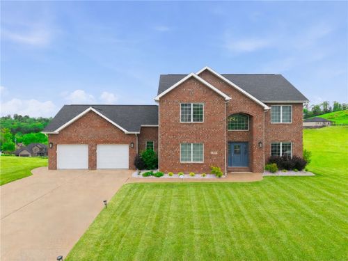 369 Durst Rd, North Huntingdon, PA, 15642-5718 | Card Image