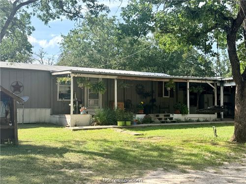 952 Timber Rdg, Caldwell, TX, 77836-4451 | Card Image