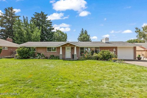 5412 Glacier Way, Yakima, WA, 98908-2354 | Card Image