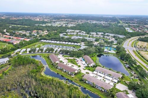 unit-205-204 Silver Lake Dr, VENICE, FL, 34292-4545 | Card Image