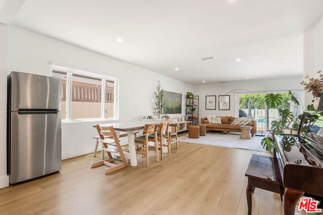 5737 Allott Ave, House other with 6 bedrooms, 6 bathrooms and 2 parking in Sherman Oaks CA | Image 10