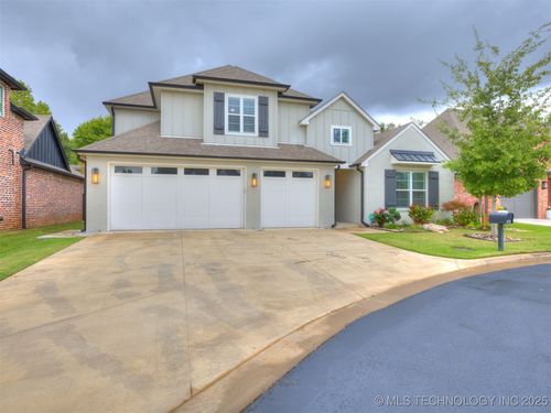 9745 116th Pl, Bixby, OK, 74008-2258 | Card Image