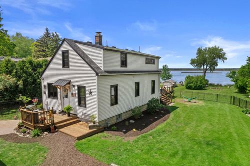 9414508 Groveway Ln, Muskego, WI, 53150-4620 | Card Image