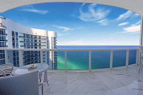 4103-15901 Collins Ave, Sunny Isles Beach, FL, 33160-4165 | Card Image