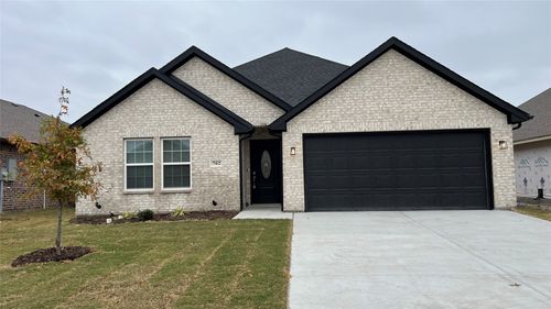 702 Moseley Ln, Greenville, TX, 75402-8216 | Card Image