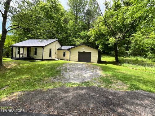 5335 Wolfenbarger Lane, Knoxville, TN, 37938 | Card Image