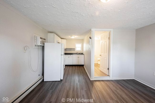 APT-10 - 2142 W Us Highway 40, Condo with 1 bedrooms, 1 bathrooms and null parking in Greenfield IN | Image 9