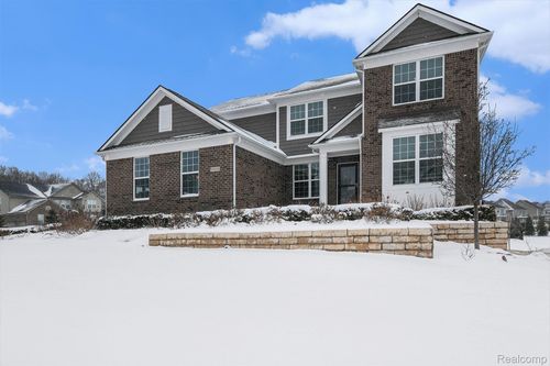 51529 Bloom Ct, South Lyon, MI, 48178-7113 | Card Image