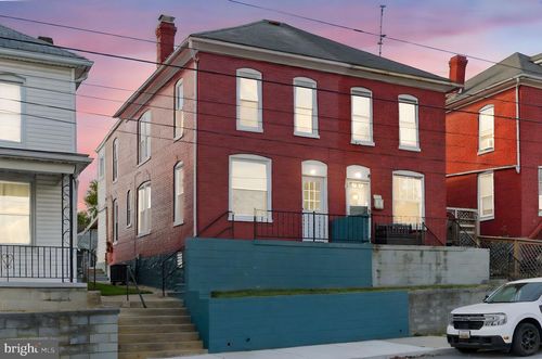 415 S Burhans Blvd, HAGERSTOWN, MD, 21740-5340 | Card Image