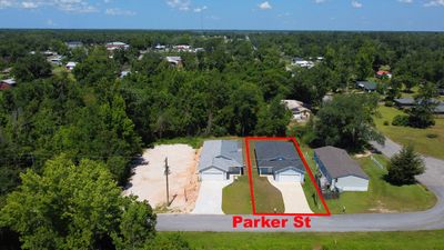 153 Parker St, House other with 3 bedrooms, 2 bathrooms and null parking in Wewahitchka FL | Image 2