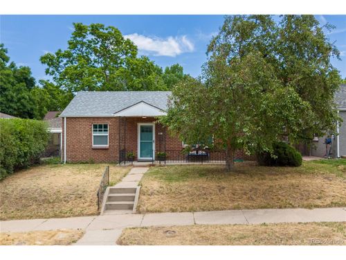 5072 Newton St, Denver, CO, 80221-1042 | Card Image