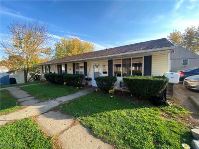 2630-2632 Avalon Avenue Ne, Home with 4 bedrooms, 2 bathrooms and null parking in Canton OH | Image 1